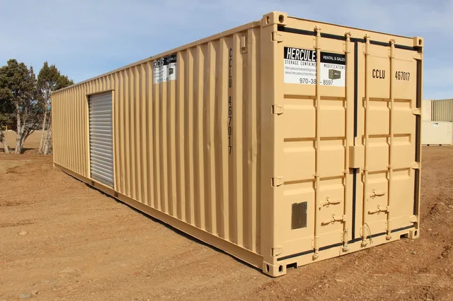 Large 40-foot container for commercial warehousing and job site storage