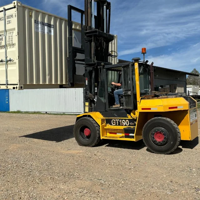 Hercules Containers yard showing inventory of available units